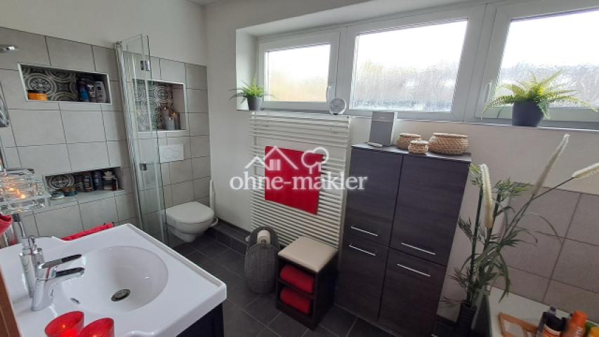 Badezimmer 1. OG
