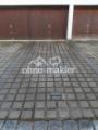 Garage mit Stellplatz