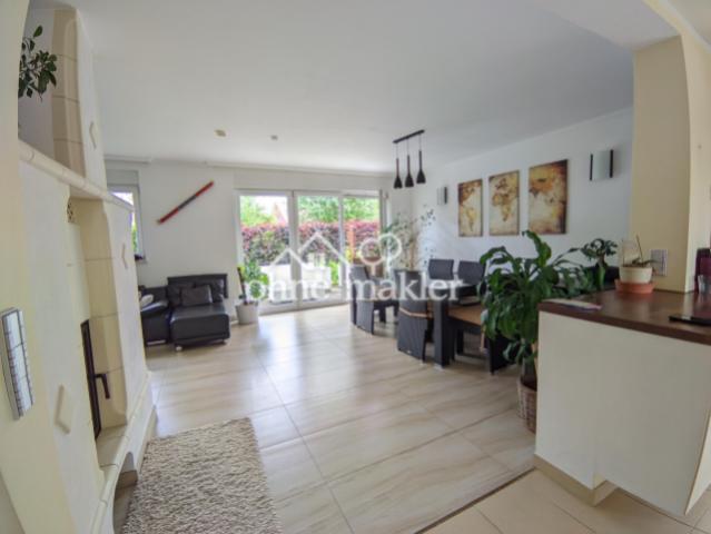 Blick ins Wohnzimmer Teil 2
