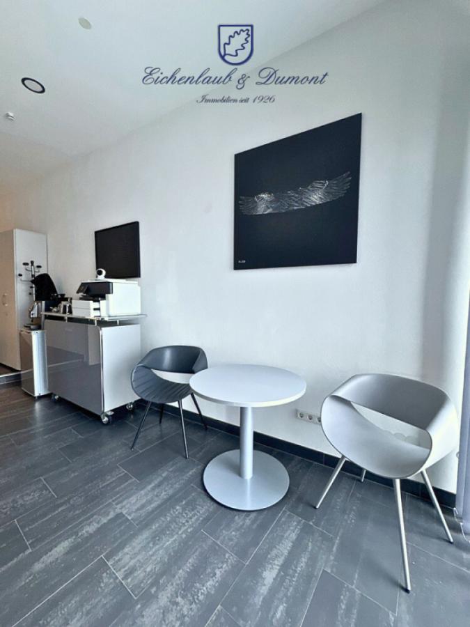 Büro EG