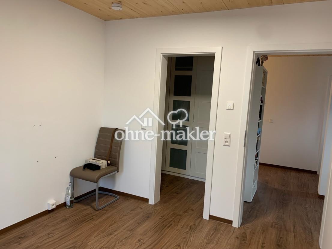 Schlafzimmer mit Ankleide