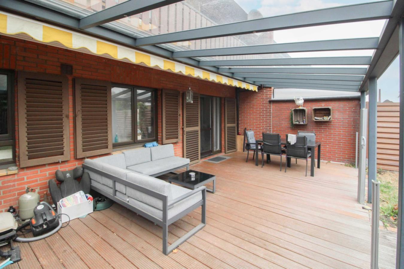 überdachte Terrasse 2