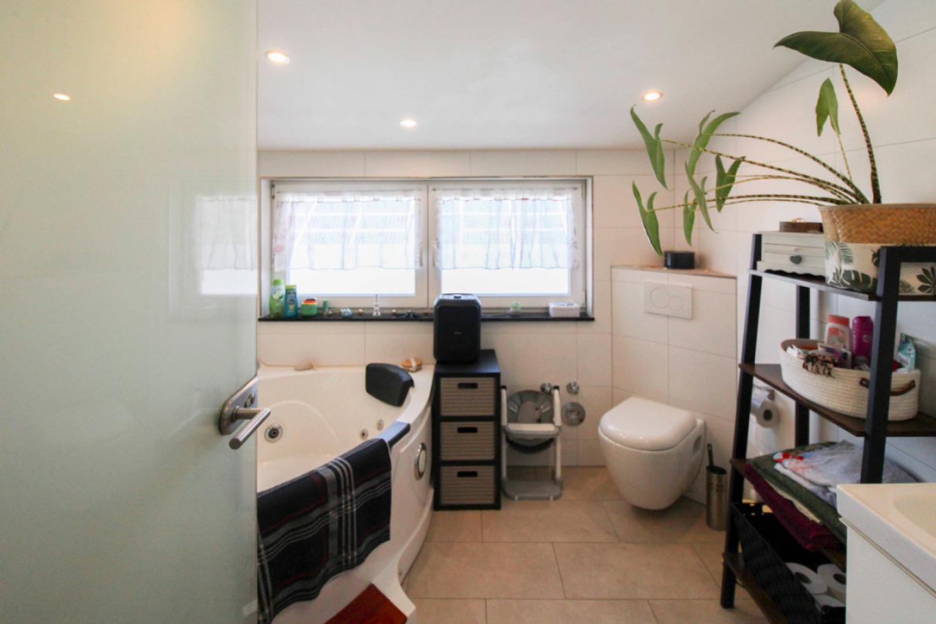 Badezimmer DG