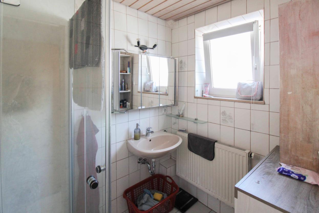 Badezimmer EG