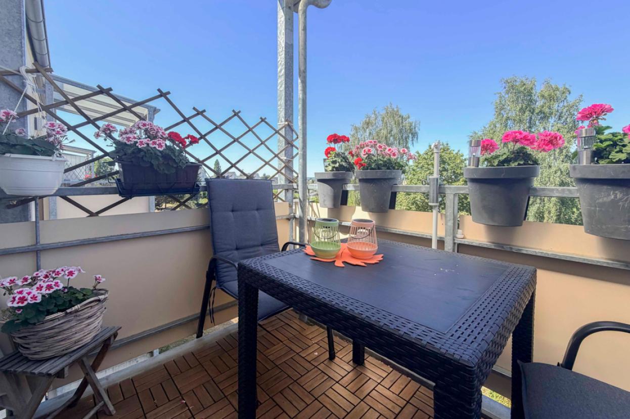 Balkon Ansicht 02