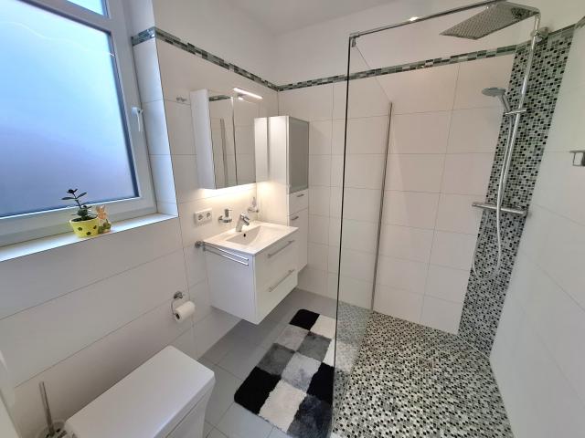 Badezimmer EG