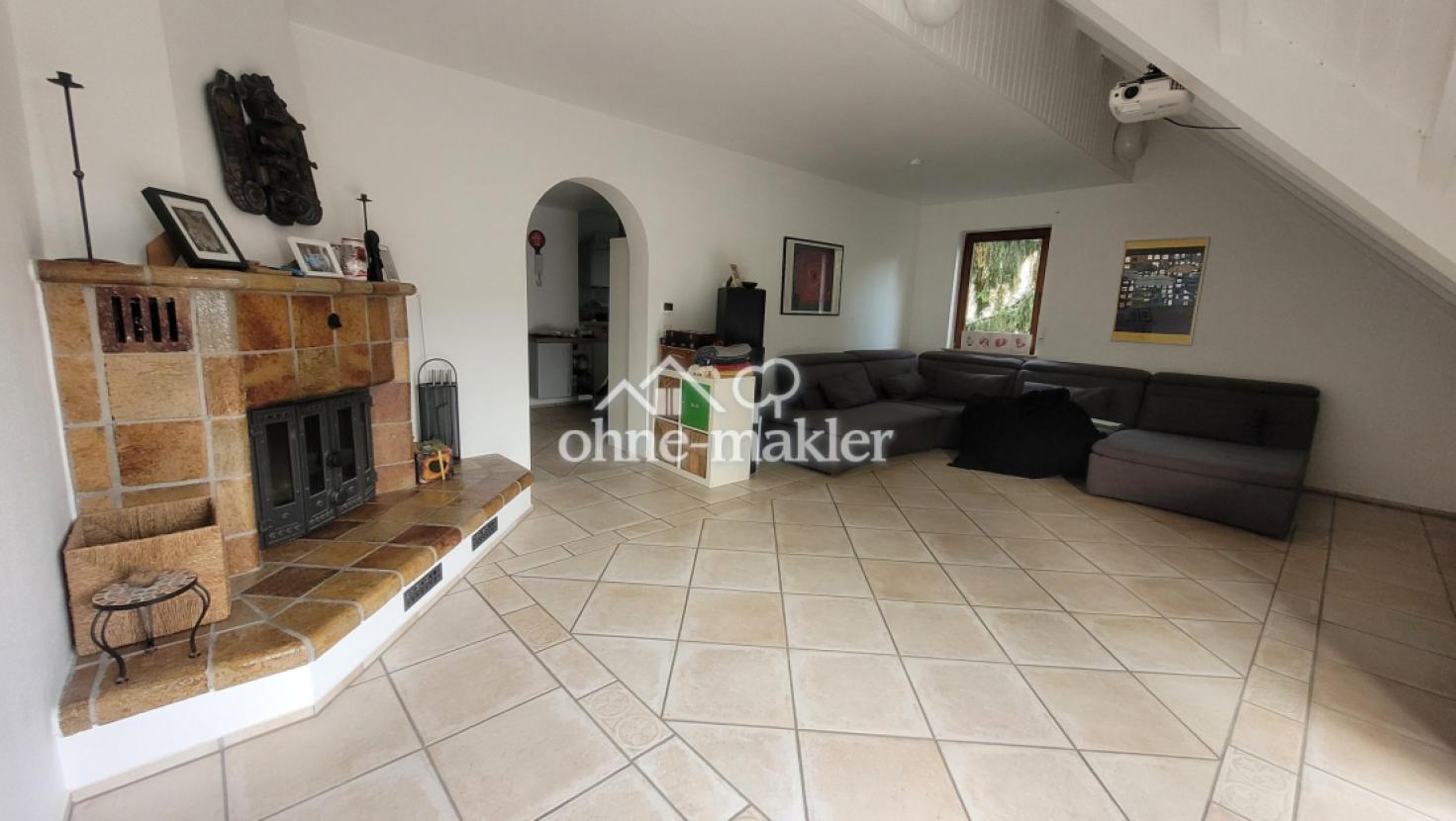 Großzügiges Wohnzimmer