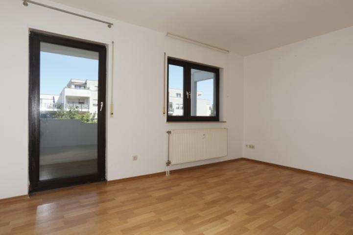 Wohn- und Schlafzimmer