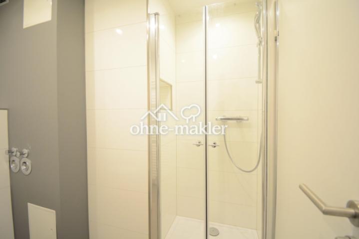 Badezimmer / Duschbad