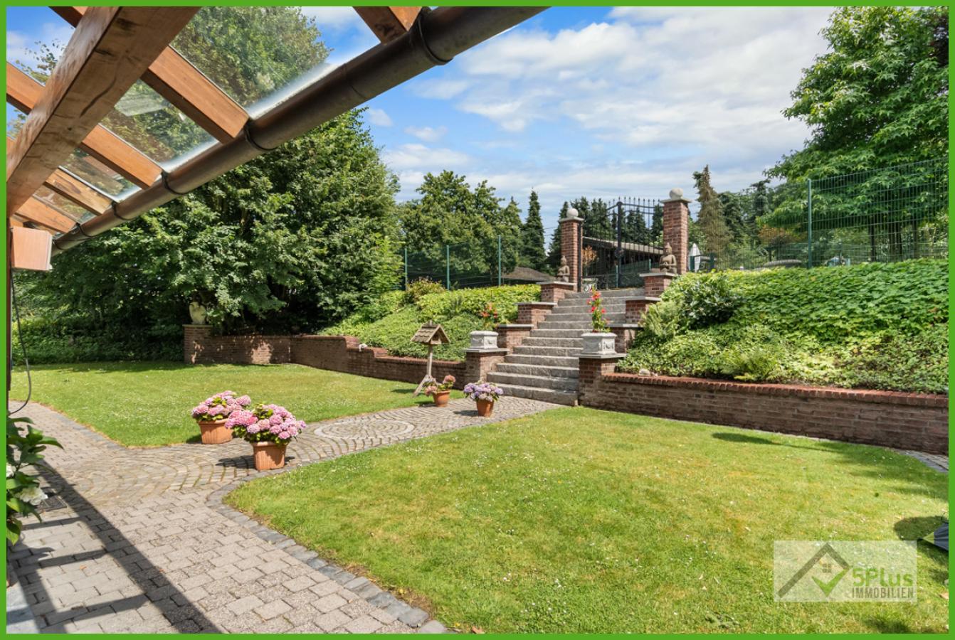 5Plus Immo ehem. Vierkanthof Geilenkirchen Leiffarth Garten Einfamilienhaus