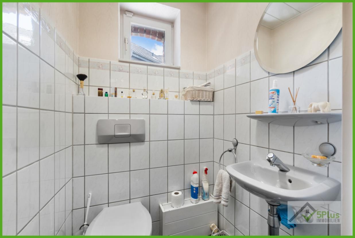 5Plus Immo ehem. Vierkanthof Geilenkirchen Leiffarth Gäste WC EG Einfamilienhaus