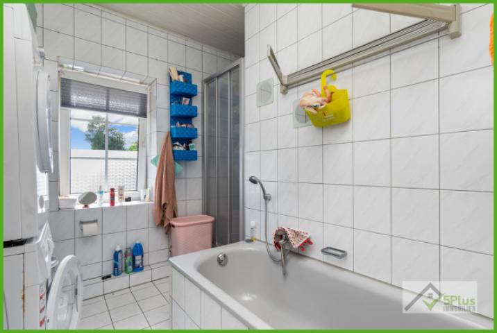 5Plus Immo ehem. Vierkanthof Geilenkirchen Leiffarth vermietete Wohneinheit Dreifamilienhaus