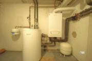 Brötje Gas Zentralheizung mit Warmwasserspeicher