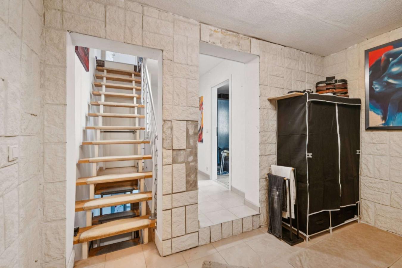 Keller