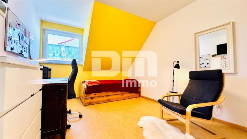 OG / DG Schlafzimmer / Kind 1