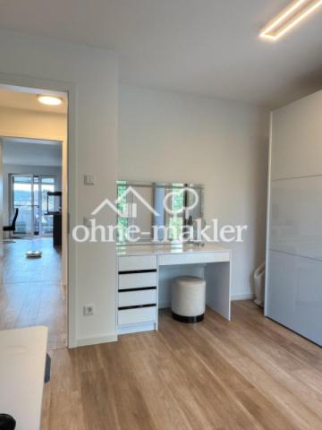 Büro 4