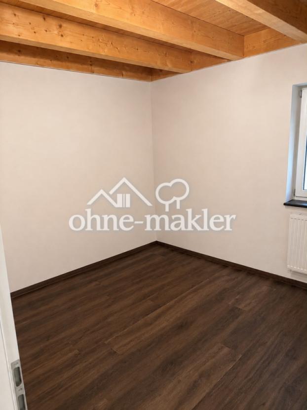 Schlafzimmer Klein EG