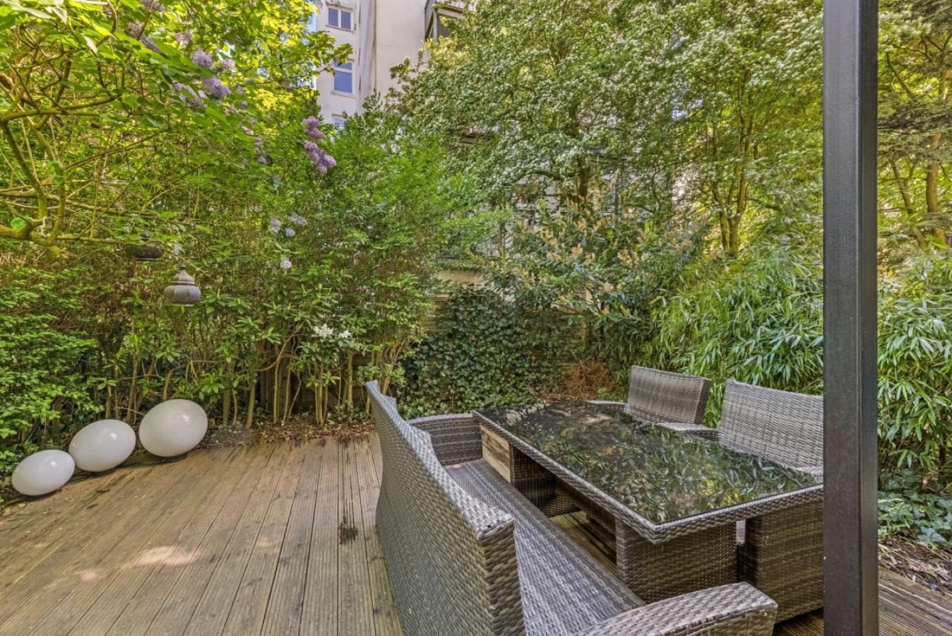 Terrasse hinten