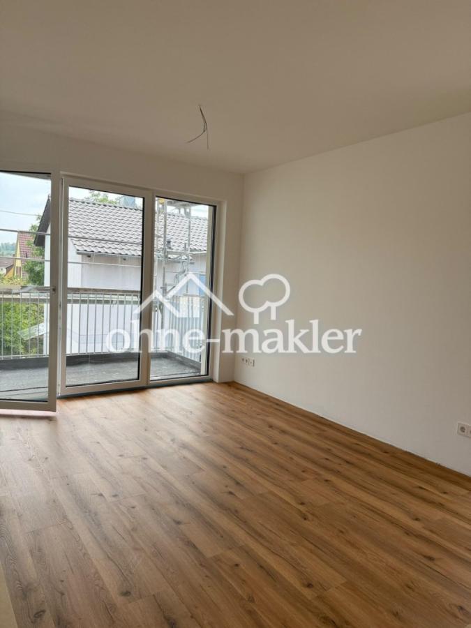 Wohnimmer Richtung Balkon