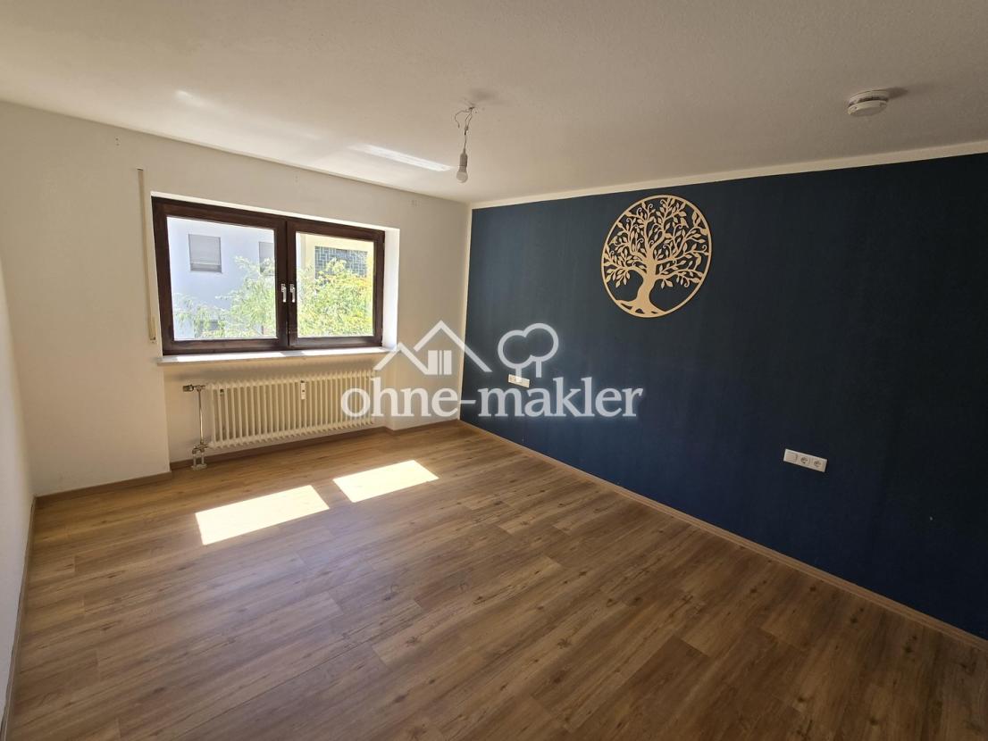 Schlafzimmer unmöbliert