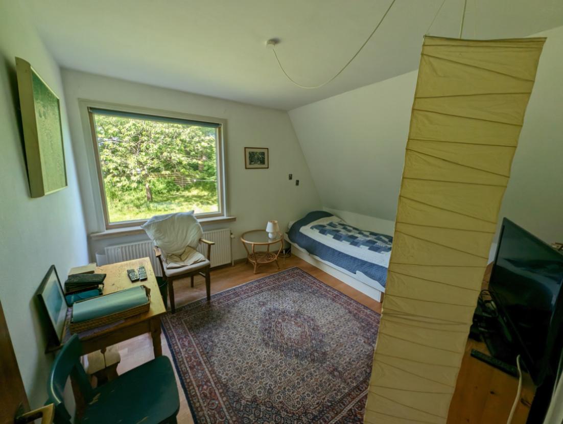 2. Schlafzimmer