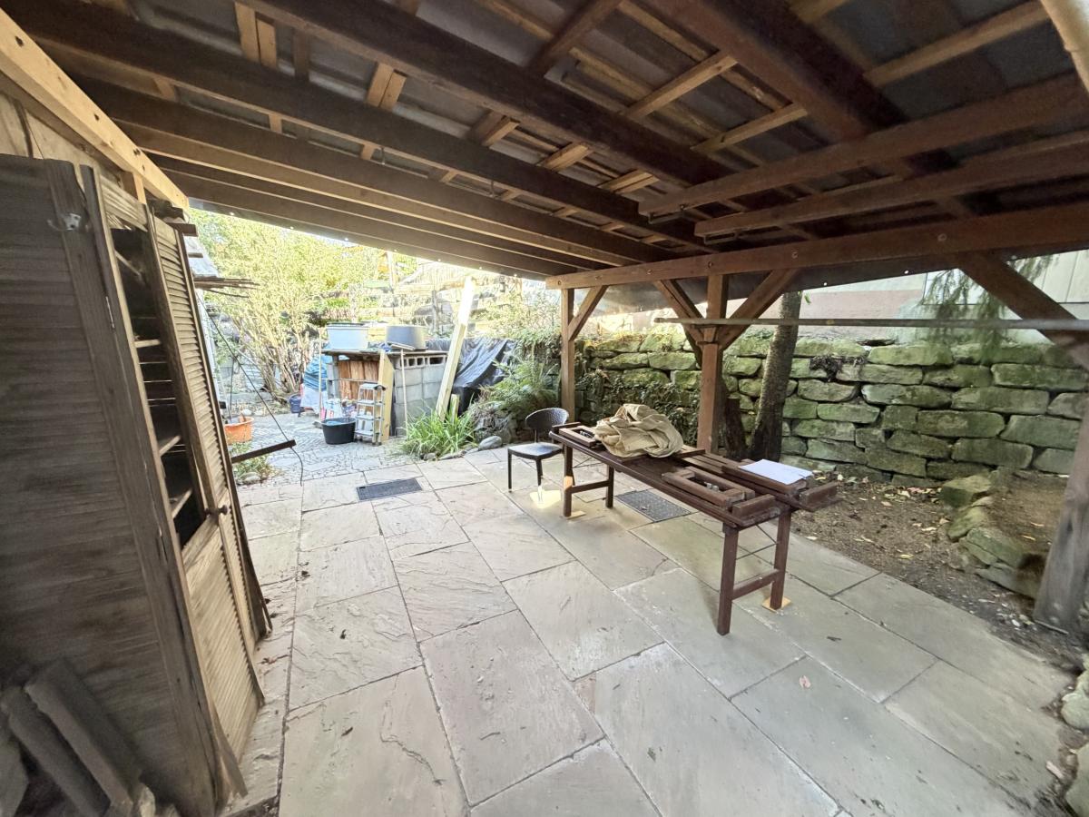 Alt (Derzeit) Terasse