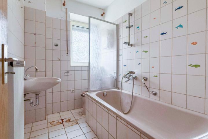 Badezimmer EG