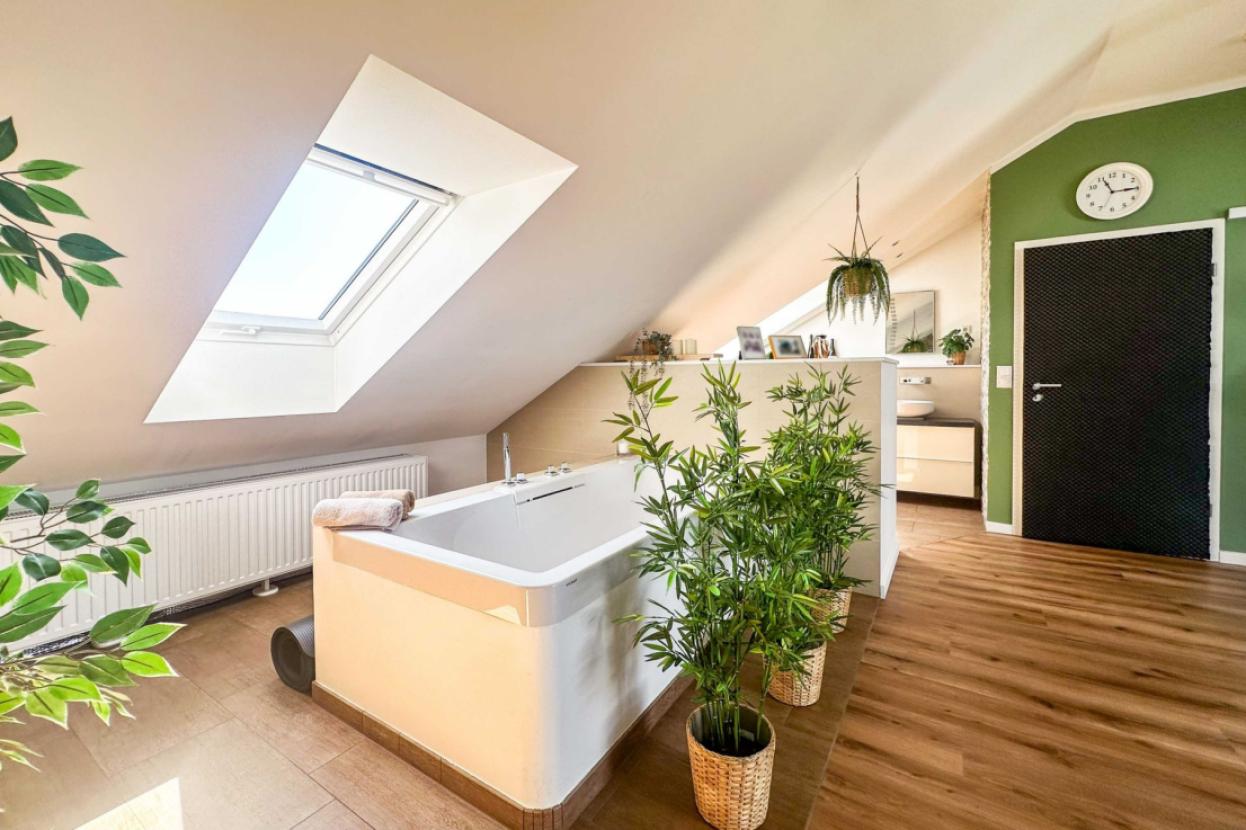 Integriertes Badezimmer DG