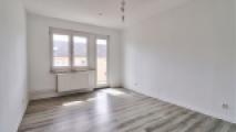 Wohn- und Schlafzimmer