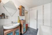 OG: Badezimmer 