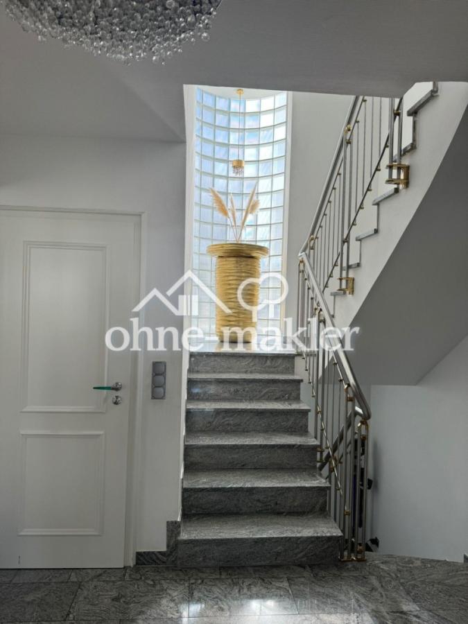TREPPENHAUS EG