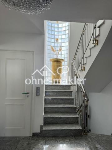 TREPPENHAUS EG