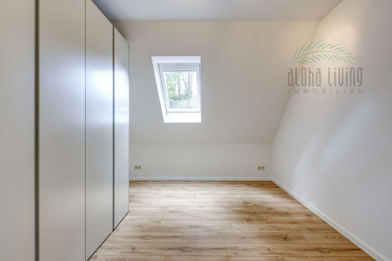 Schlafzimmer 2 (OG)