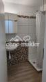 Badezimmer mit Dusche