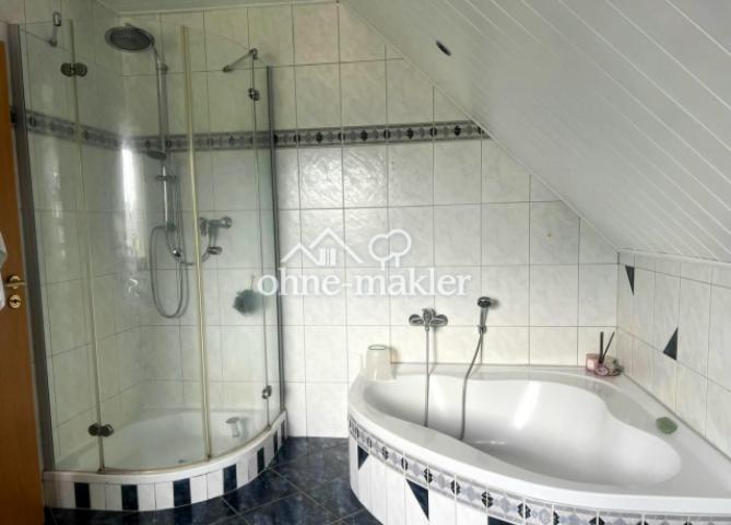 Eckbadewanne & Dusche