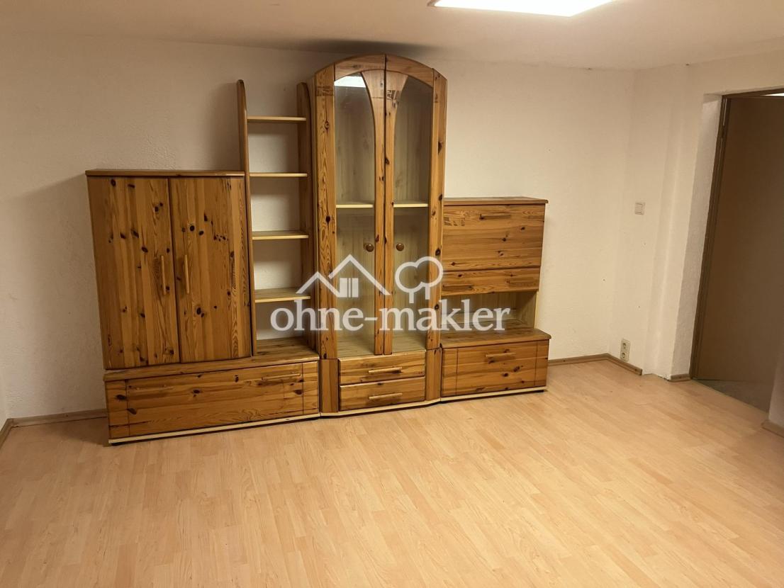 Keller; Gästedurchgangszimmer