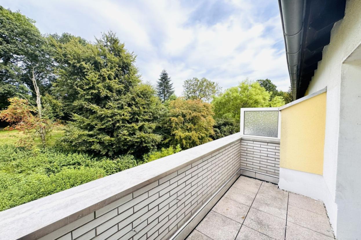 Balkon ins Grüne