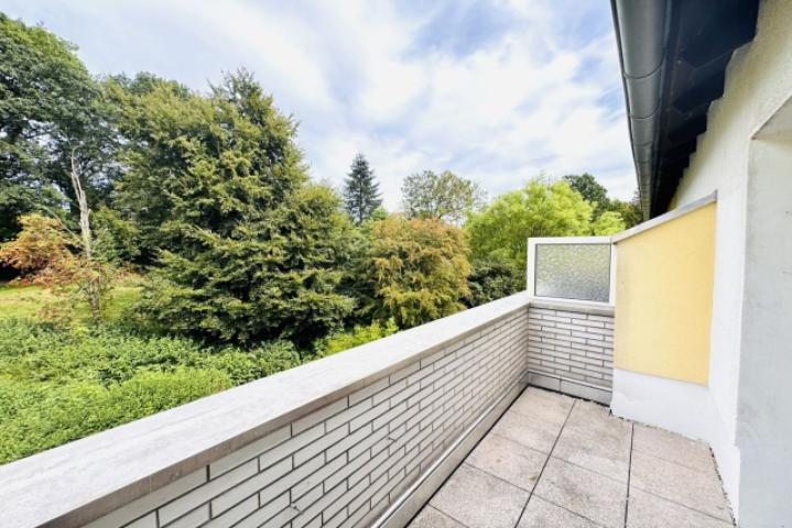 Balkon ins Grüne