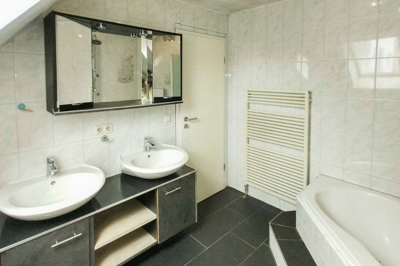 Badezimmer Bild 2