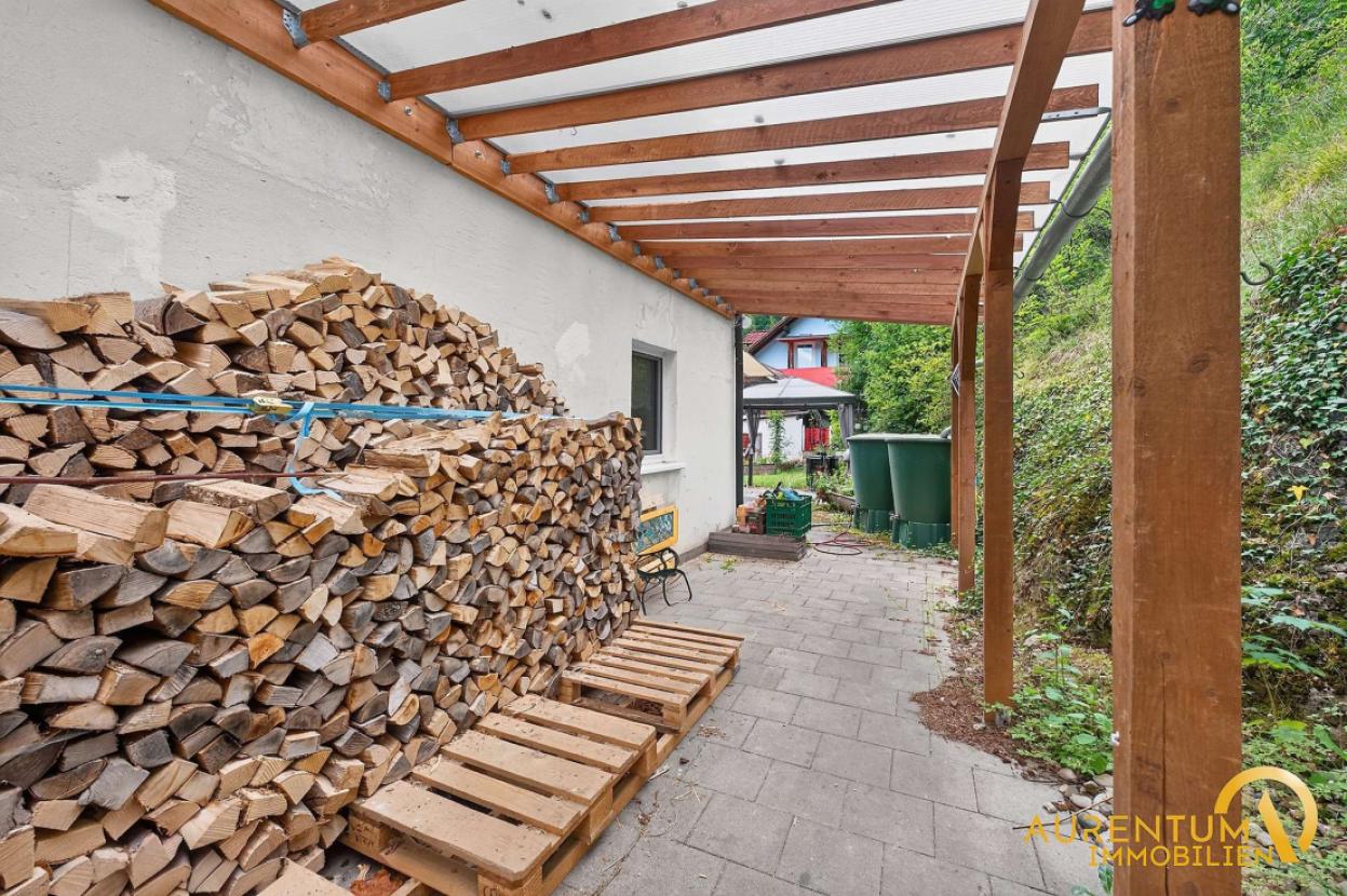 Terrasse mit Pergola