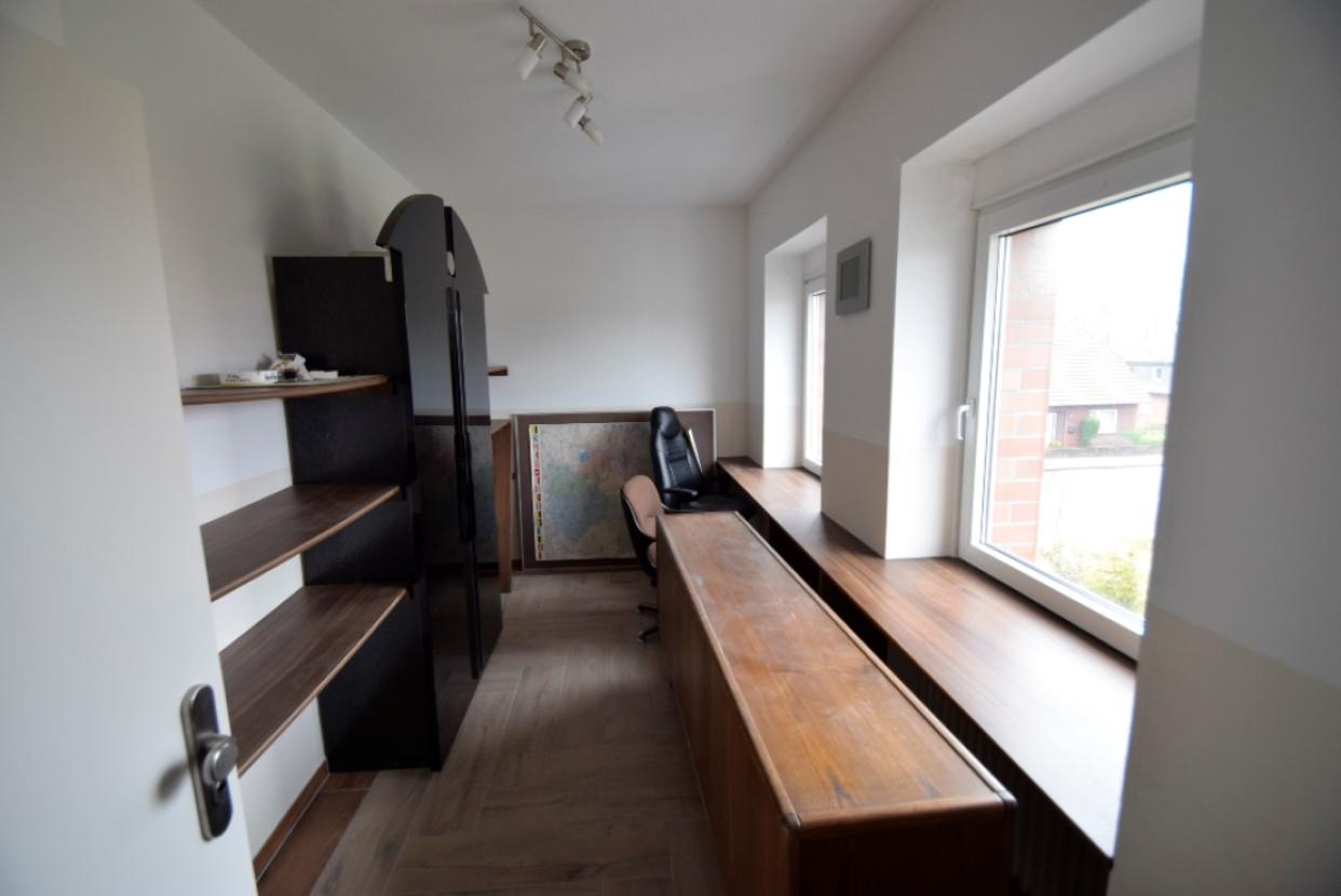 Büro, ggf. Schlafzimmer