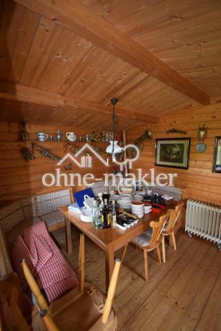 Partyhütte innen