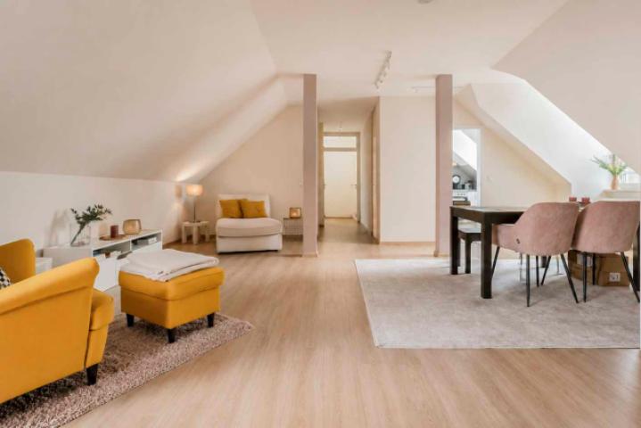 Wohn- Esszimmer