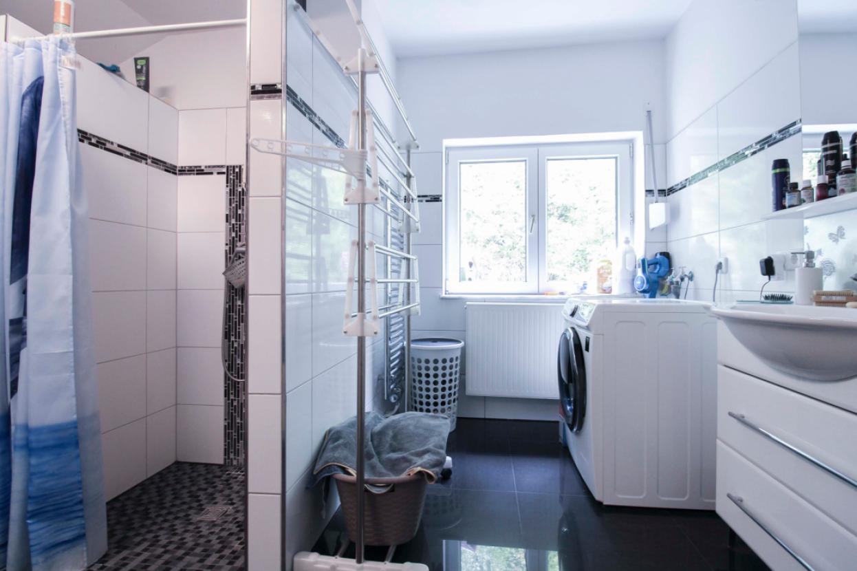 Badezimmer DG