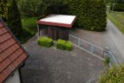 Carport & Einfahrt