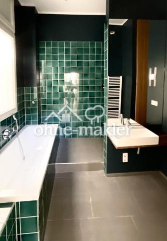 Hauptbad/Dusche/WC