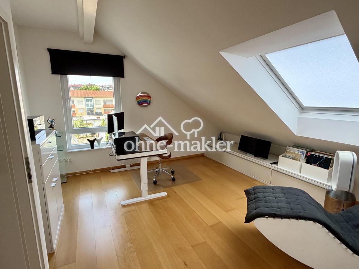 Zimmer rechts Dachgeschoss