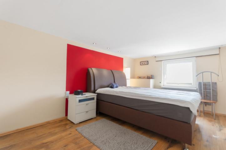 Schlafzimmer im OG
