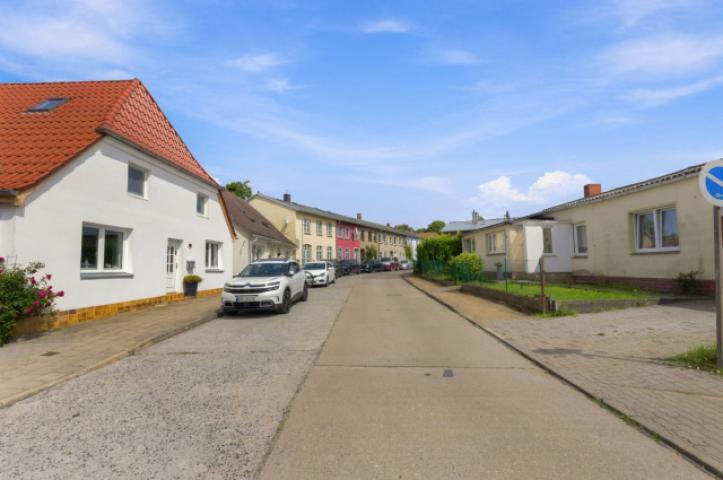 Straßenansicht Richtung Ortsmitte