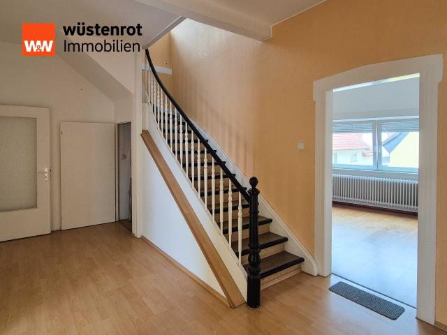 Treppe in das DG